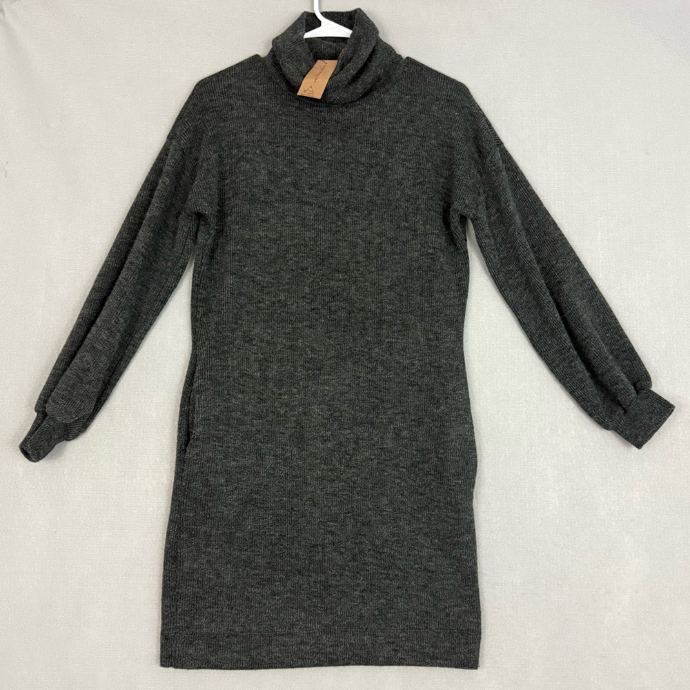 Jolie Sweater Dress Women's Medium Turtle Neck Long Sleeve Mini with Pockets